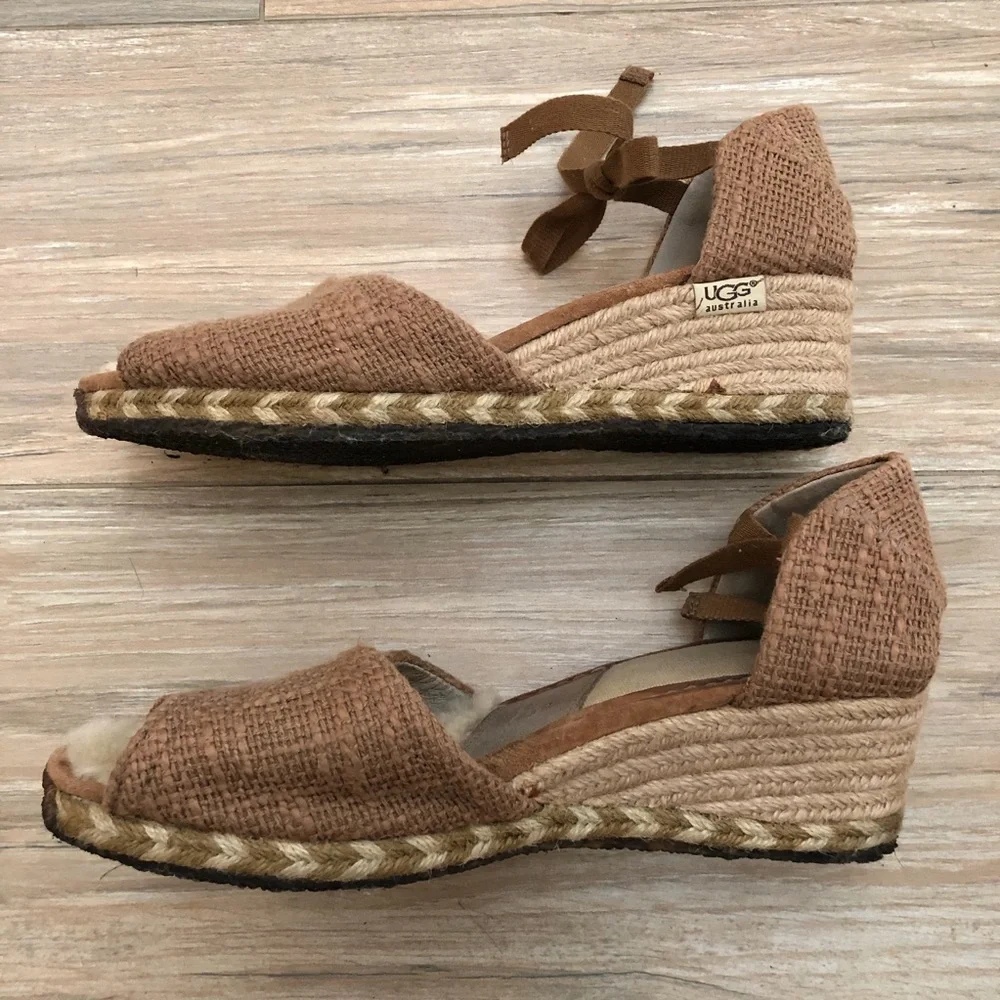 UGG Delmar Espadrille Size 10